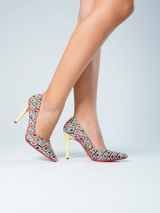 Tacon cerrado delgado stilettos